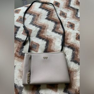 Guess crossbody
